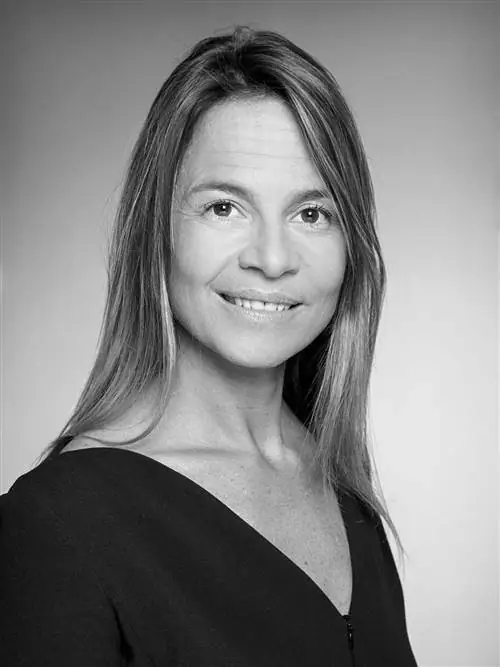 Волосы, Лицо, Белый, Черный, Фотография, Брови, Черно-белый, Красота, Прическа, Голова,