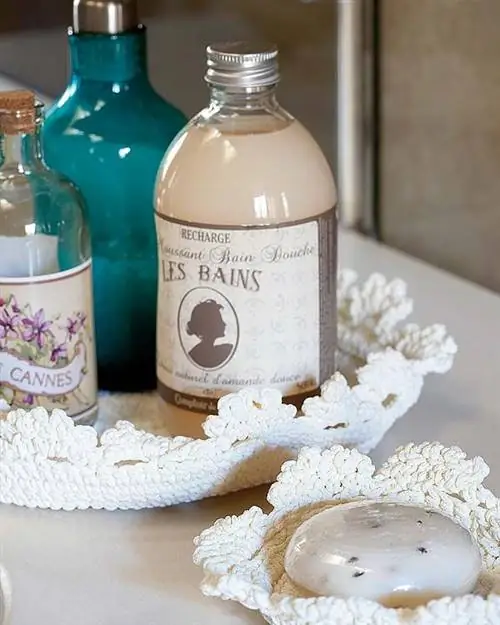 Салфетка, Этикетка, Бутылка, Стеклянная бутылка, Жидкость, Химический состав,