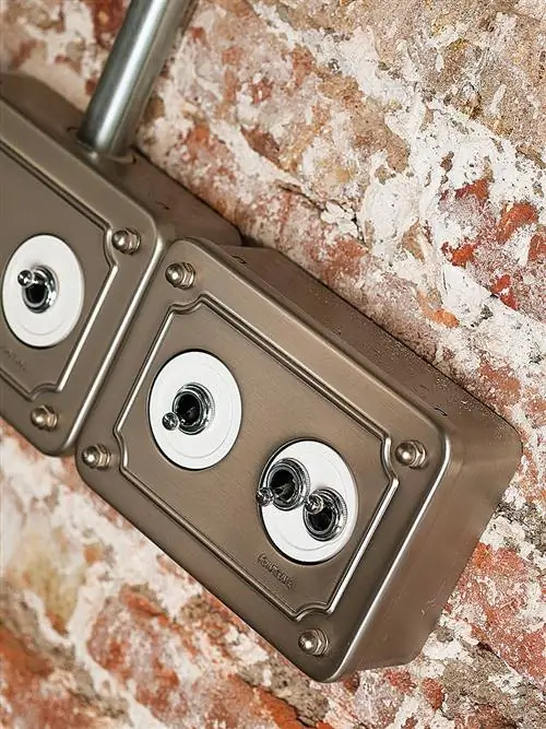 Коричневый, Фотография, Камеры и оптика, Металл, Бежевый, Материальное имущество, Серебро, Камера, Цифровая камера, Алюминий,