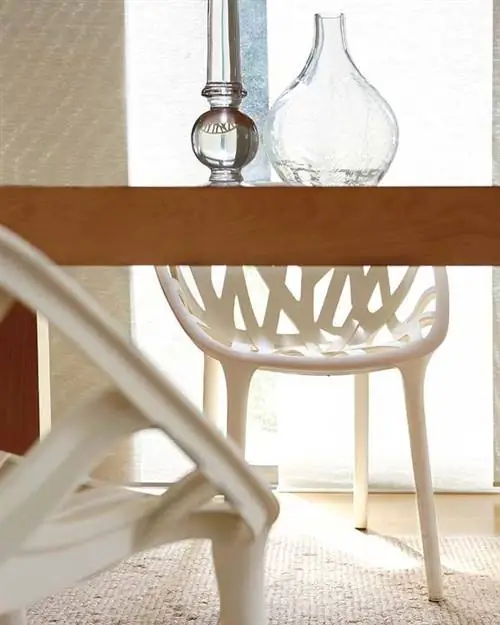 Дерево, Стул, Натуральный материал, Аксессуары для дома, Кухонная утварь, Виндзорский стул, Натюрморт фотография, Столовая, Хозяйственное серебро, Столовые приборы,