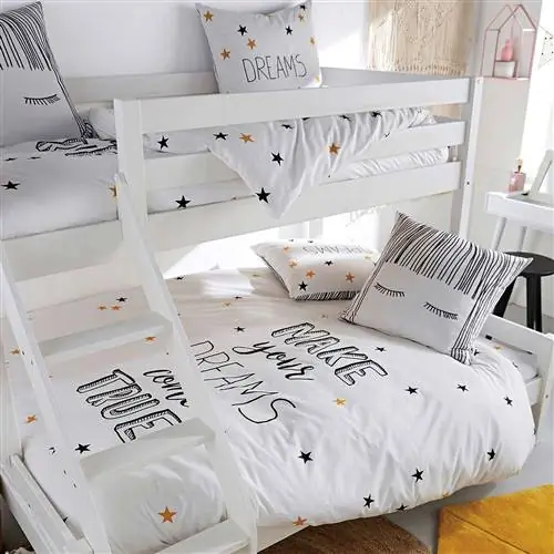 Детская спальня: Белая двухъярусная кровать