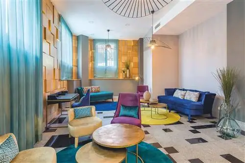 Plaza de España Skyline от Be Mate: прием