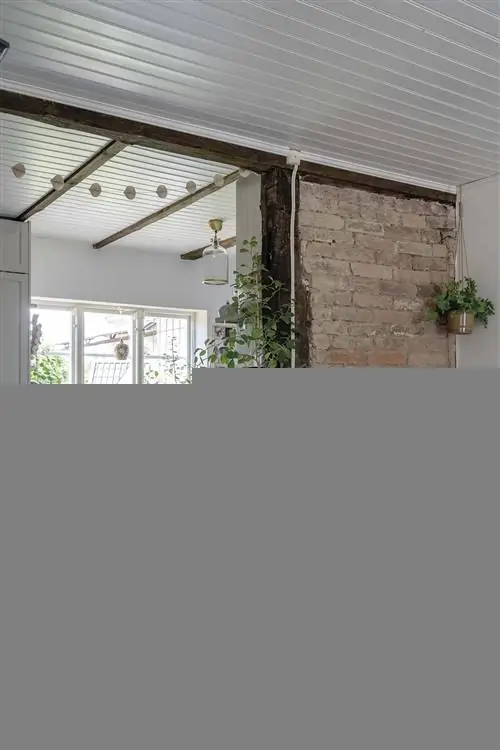 кухня открытой планировки в деревенском стиле 19 века