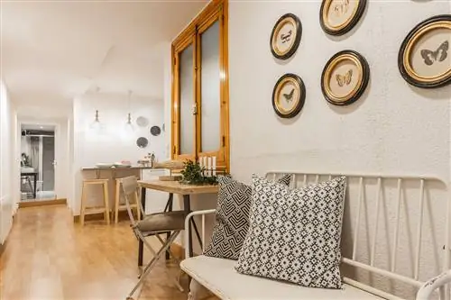 прихожая в винтажном стиле