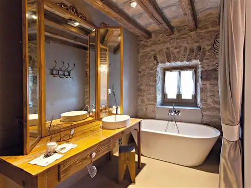 Дизайн интерьера, Освещение, Сантехника, Комната, Архитектура, Имущество, Раковина, Кран, Стена, Потолок,