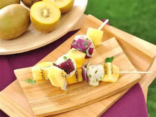 шашлык из морского черта и киви