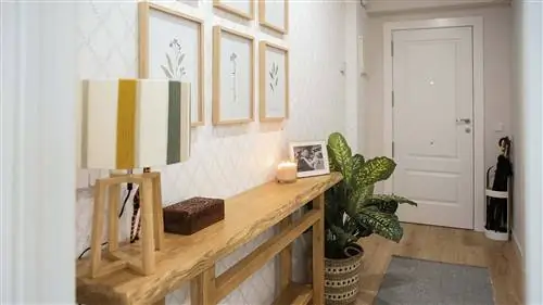 квартира в мадриде отремонтированный холл