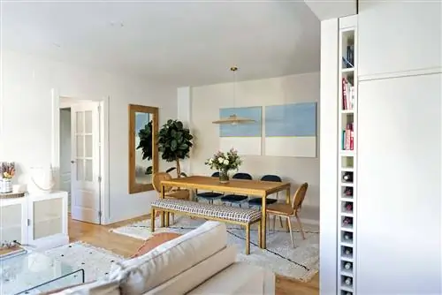 квартира в мадриде отремонтированная столовая