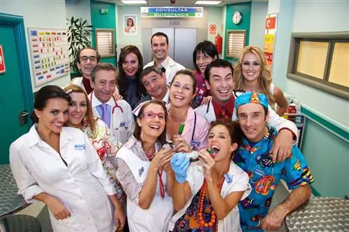 дизайнерская вилла актрисы Каролины Серезуэлы возвращается с кафе с кинокамерой