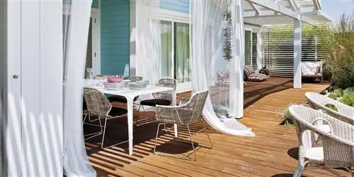 Крыльцо этой хижины - летняя мечта