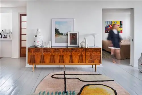 деревянный буфет в стиле середины века