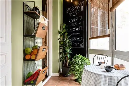 галерея со столовой