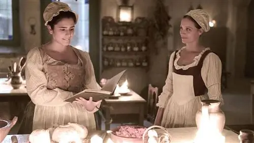 la cocinera de castamar, телесериал с актрисами Калара Чакон и Мишель Дженнер