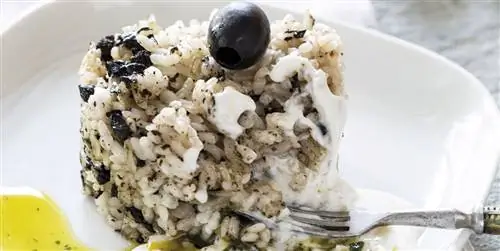 Блюдо дня: Рис с маслинами и сыром