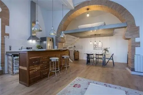 casa de rosalía y rauw alejandro in manresa, модернистский особняк с зоной отдыха