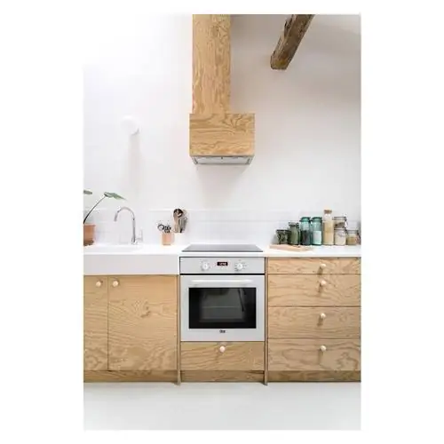 Студия 24м2 в Париже от biloba Architecture, с деревянной кухней Студия 24м2 в Париже от biloba Architecture, с деревянной кухней