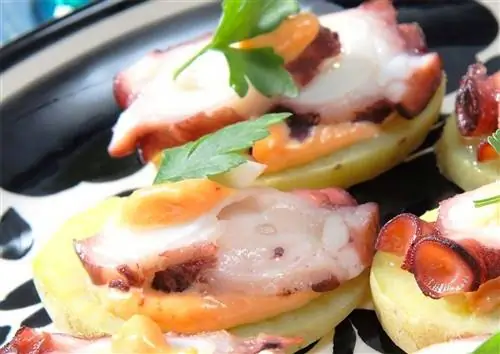 осьминог с соусом ромеско