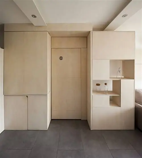 небольшая модульная квартира на пляже с мебелью на заказ в комарруга