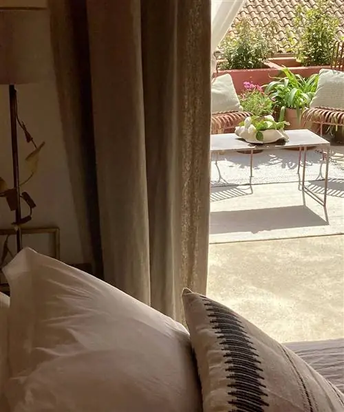 Бутик-отель el agua в мадригал-де-ла-вера, касарес, с органическим текстилем и натуральными волокнами