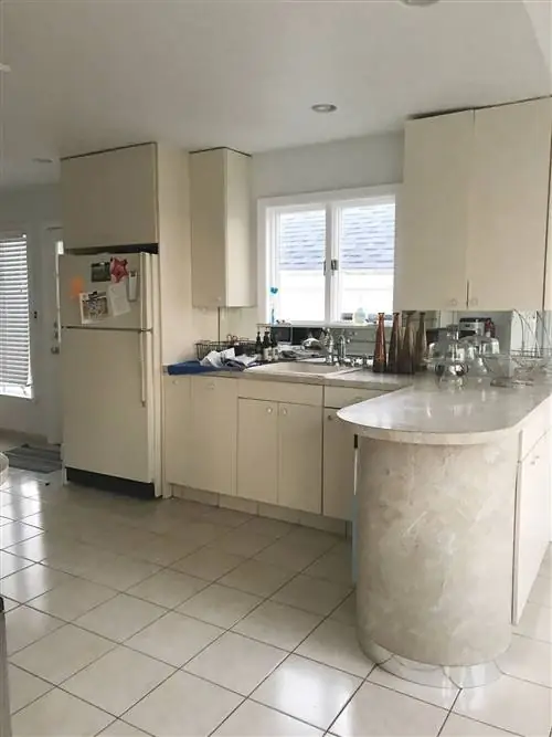 До и после этой макси-кухни в калифорнийском стиле просто вау