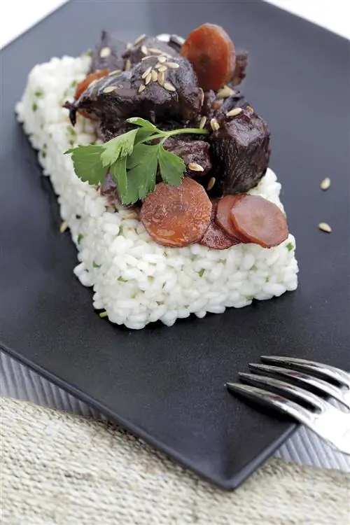 рулька с морковью