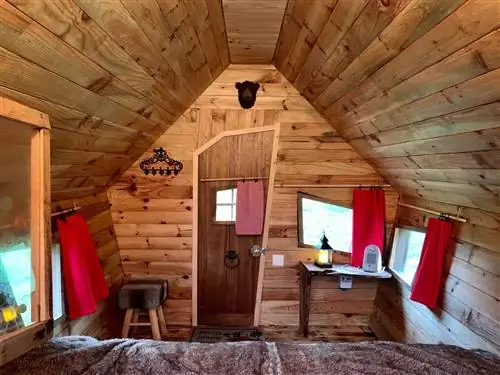 сказочный бревенчатый домик airbnb