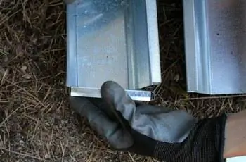 Как поставить заглушки на желоба