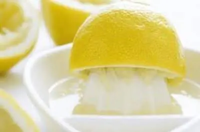 Лимонный сок для уничтожения сорняков