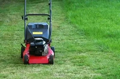 Как заменить двигатель газонокосилки