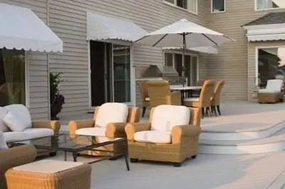 Как убить блох на улице во внутреннем дворике