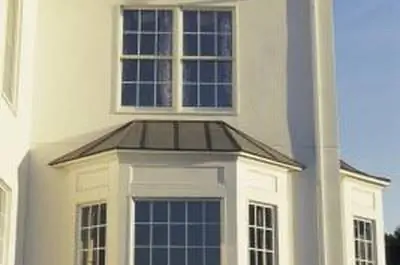 Идеи ландшафта для эркера перед домом