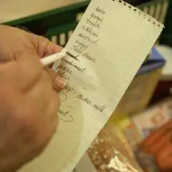список покупок в продуктовом магазине