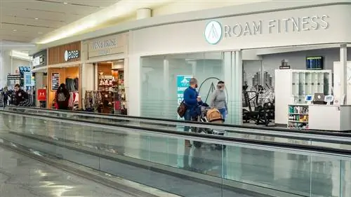 ROAM фитнес-зал тренажерный зал в аэропорту ROAM фитнес-зал тренажерный зал в аэропорту
