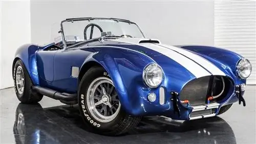 Kit Cars ставит вас на место водителя самых горячих автомобилей в мире