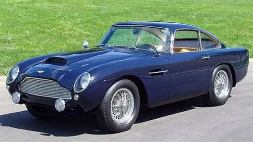 Астон Мартин DB4GT Астон Мартин DB4GT