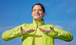 Каково значение дыхания в йоге?