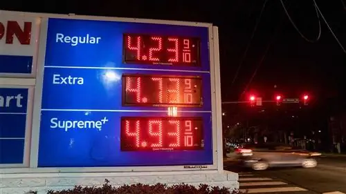 Почему к ценам на газ добавляют 9/10?