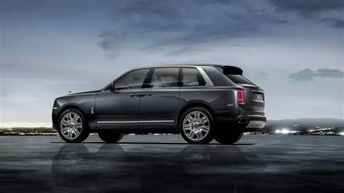 Rolls-Royce наконец выходит на рынок внедорожников