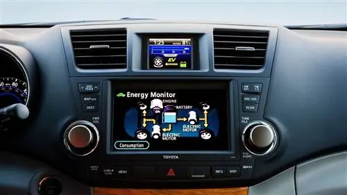 Почему в холодную погоду загорается индикатор давления в шинах?