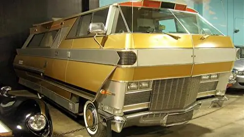 Вспоминая некоторые из самых безумных кастомных RV