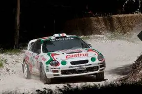 На фото Toyota Celica GT-Four.