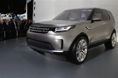 Как работает невидимый капот Land Rover