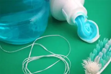 Можно ли использовать зубную пасту и жидкость для полоскания рта с фтором?