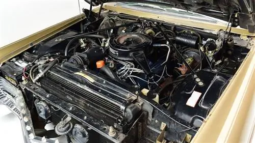 старый двигатель