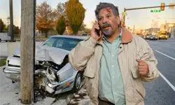 Важно позвонить в 911 и сообщить о происшествии.