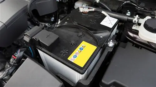 Как часто нужно менять автомобильный аккумулятор?