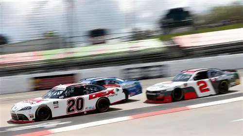 Гонка NASCAR в Мартинсвилле