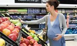 Во время беременности вам нужно выбирать из большого разнообразия продуктов и групп продуктов.