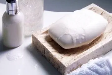 Как кокоат натрия действует в очищающих средствах для кожи?
