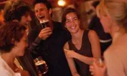 Счастливые пьющие